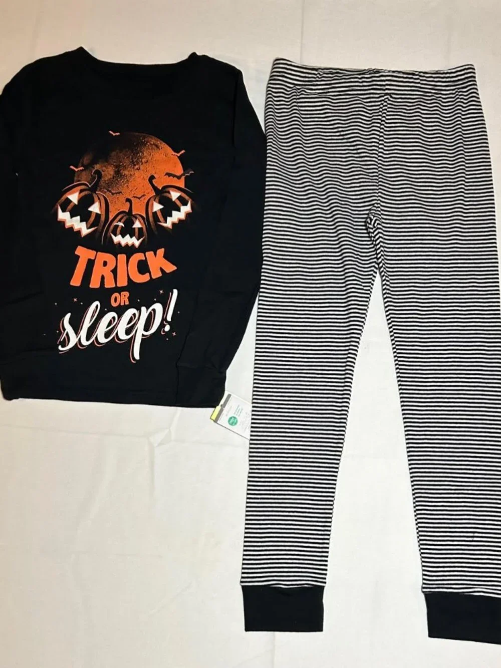 Carter's Boys Halloween Black Orange Pumpkins Trick or Sleep Glow in the Dark PJ